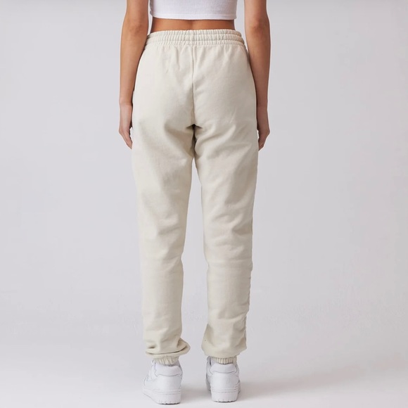 NWOT TALENTLESS WOMENS HEAVYWEIGHT SWEATPANTS IN BONE - Picture 3 of 4